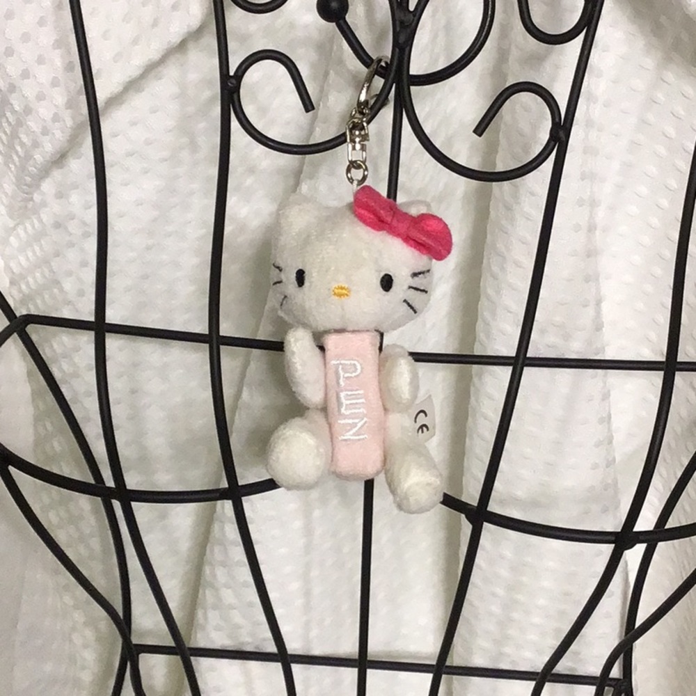 Vintage Hello Kitty Pez Dispensing Charm